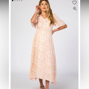 Beautiful Maternity Dress! 👗 🤰 💕